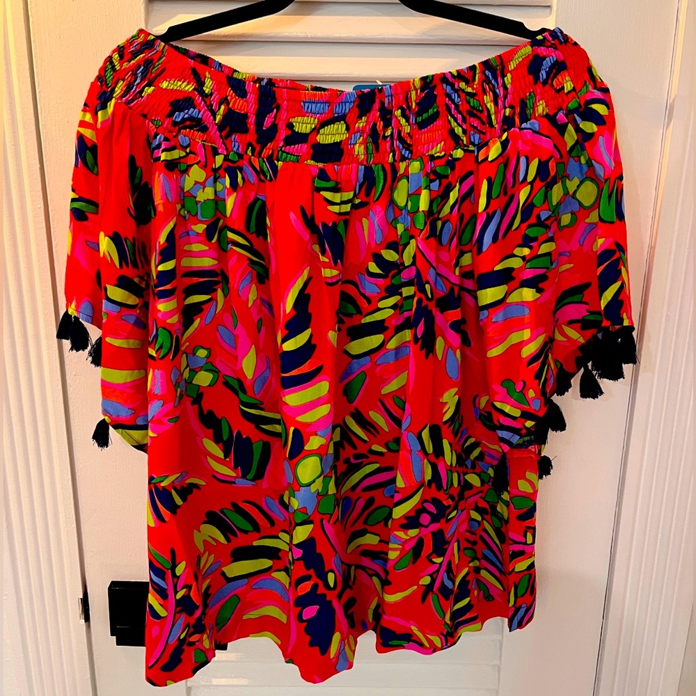 Escapade top NWT
